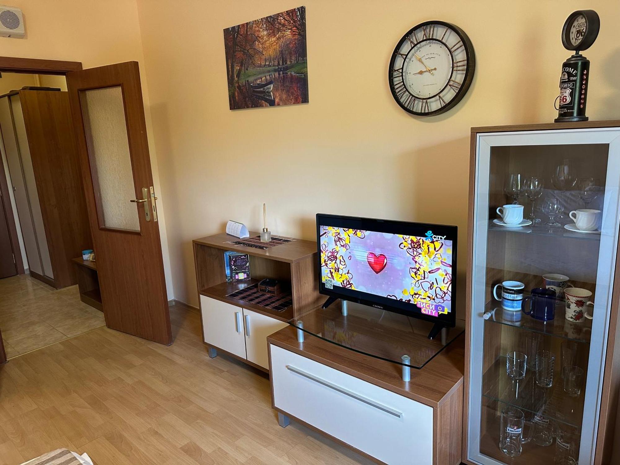 Apartment In Flora
